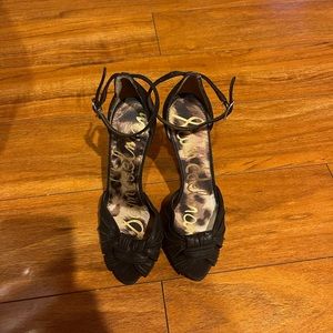 Sam Edelman Black Heels with a Tied Knot. Size 7 1/2